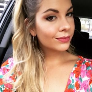 Meet your Posher, Andrea